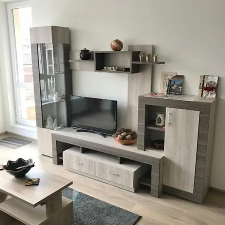 Str.